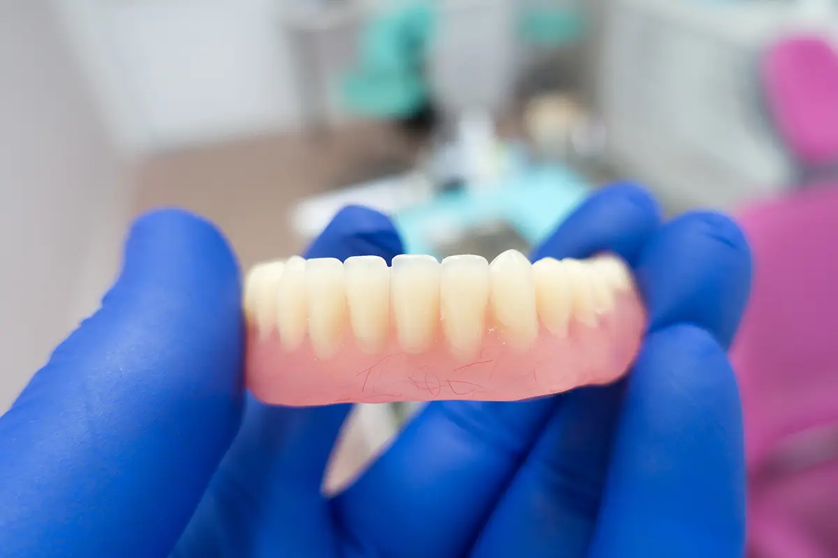 What to Expect When Getting Dentures: From Extractions to Fitting