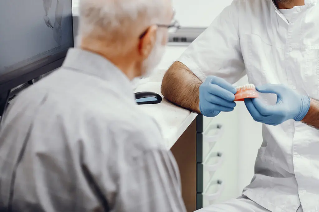 Adjusting to New Dentures: Common Challenges and Easy Fixes