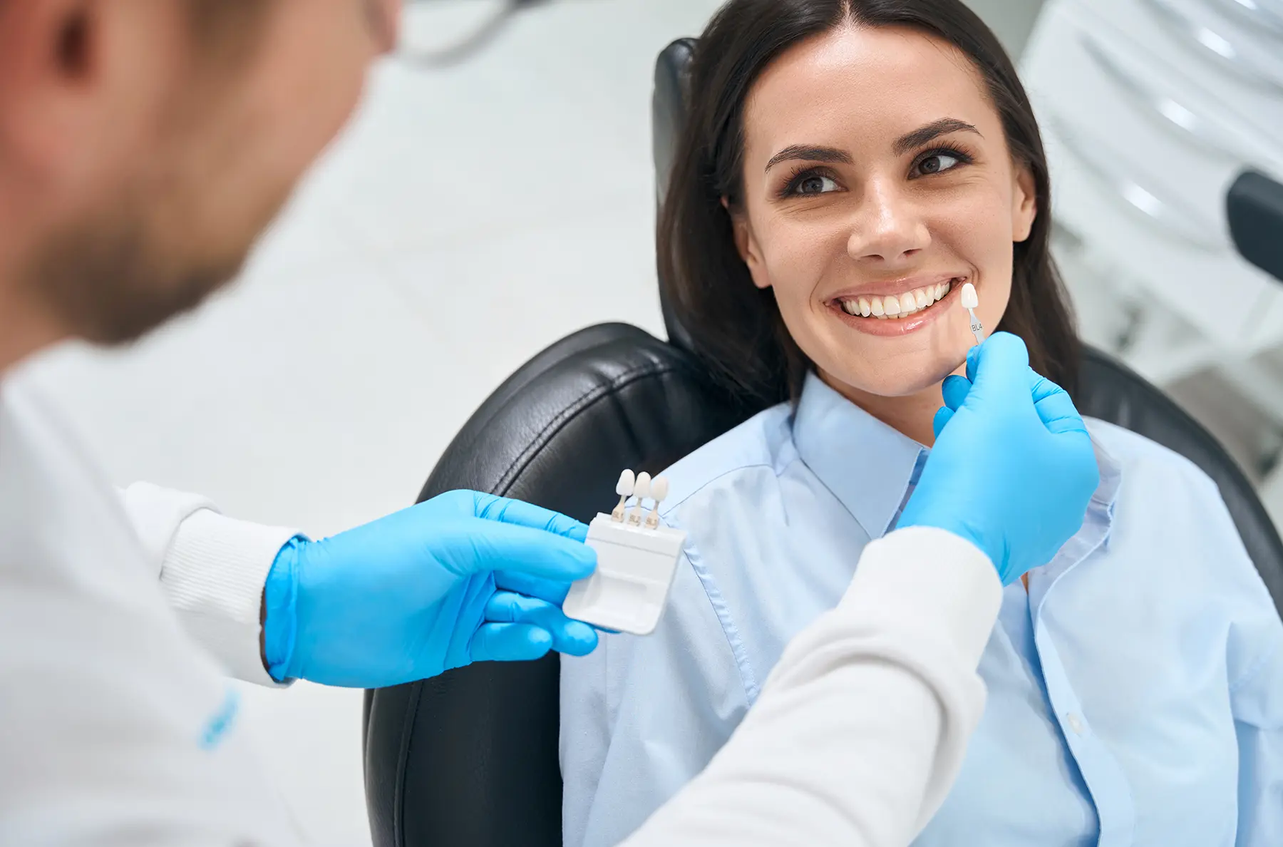 Dental Crowns vs Veneers: Comparing Your Options
