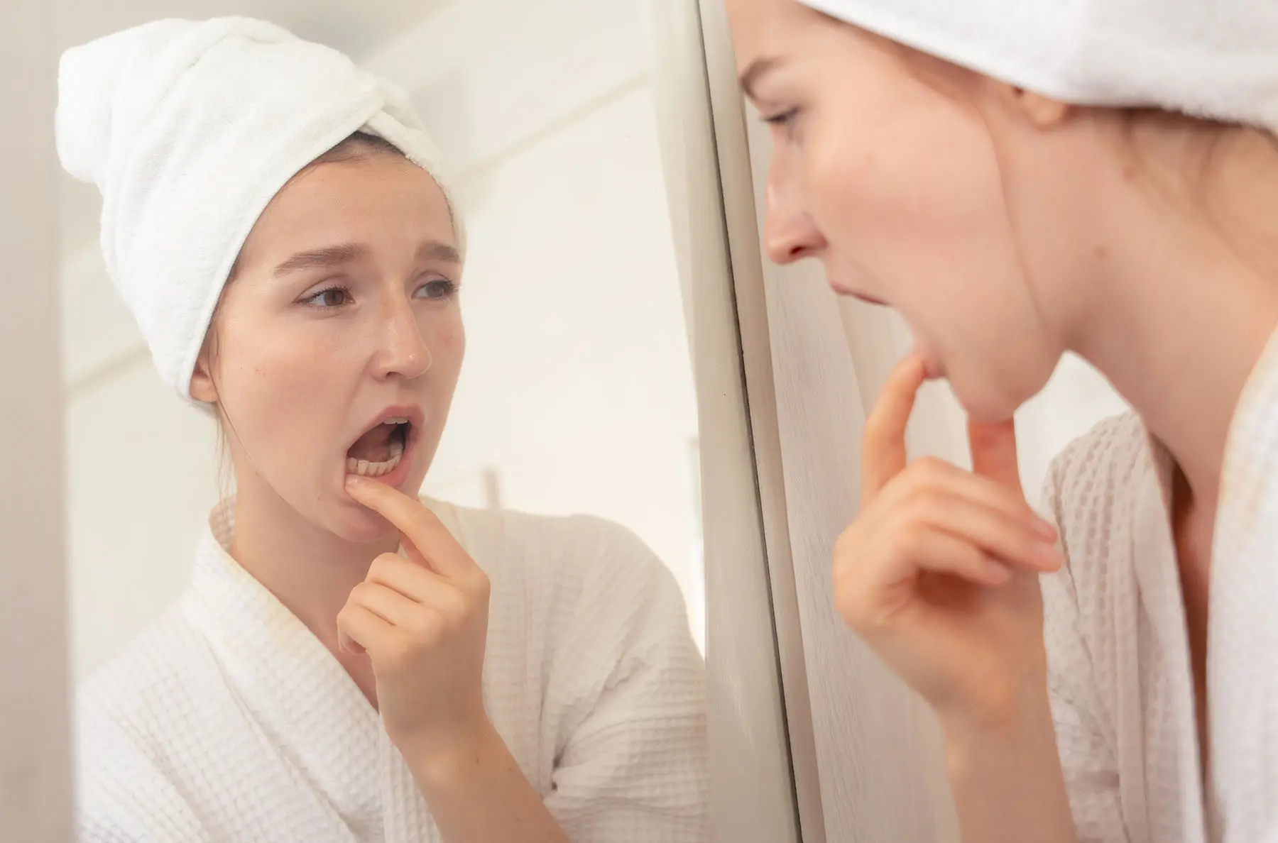 Signs Your Teeth Are Shifting After Tooth Loss