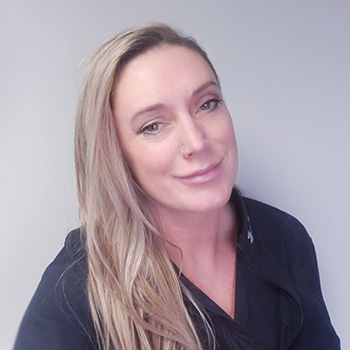 Julia – Treatment Coordinator
